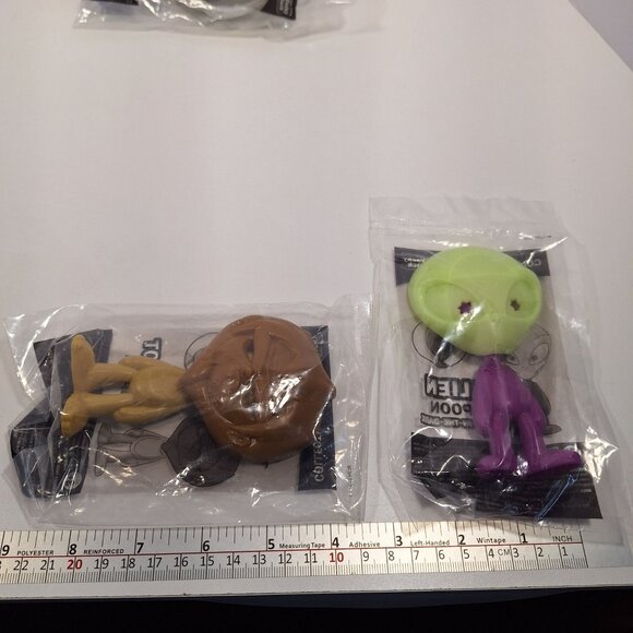 Spoonsters Sonic Wacky Pack Big Foot Alien Swamp Monster Astronaut Spoons Sealed - Picture 12 of 14